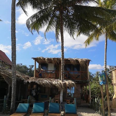 Palmario Hostal Guachaca Buitenkant foto