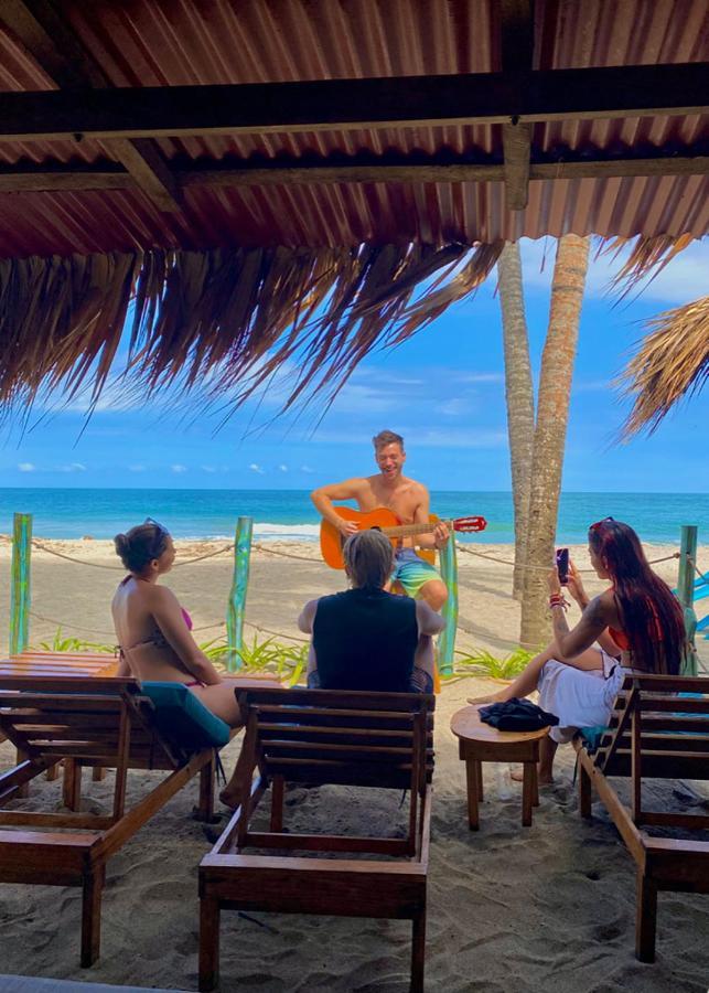 Palmario Hostal Guachaca Buitenkant foto