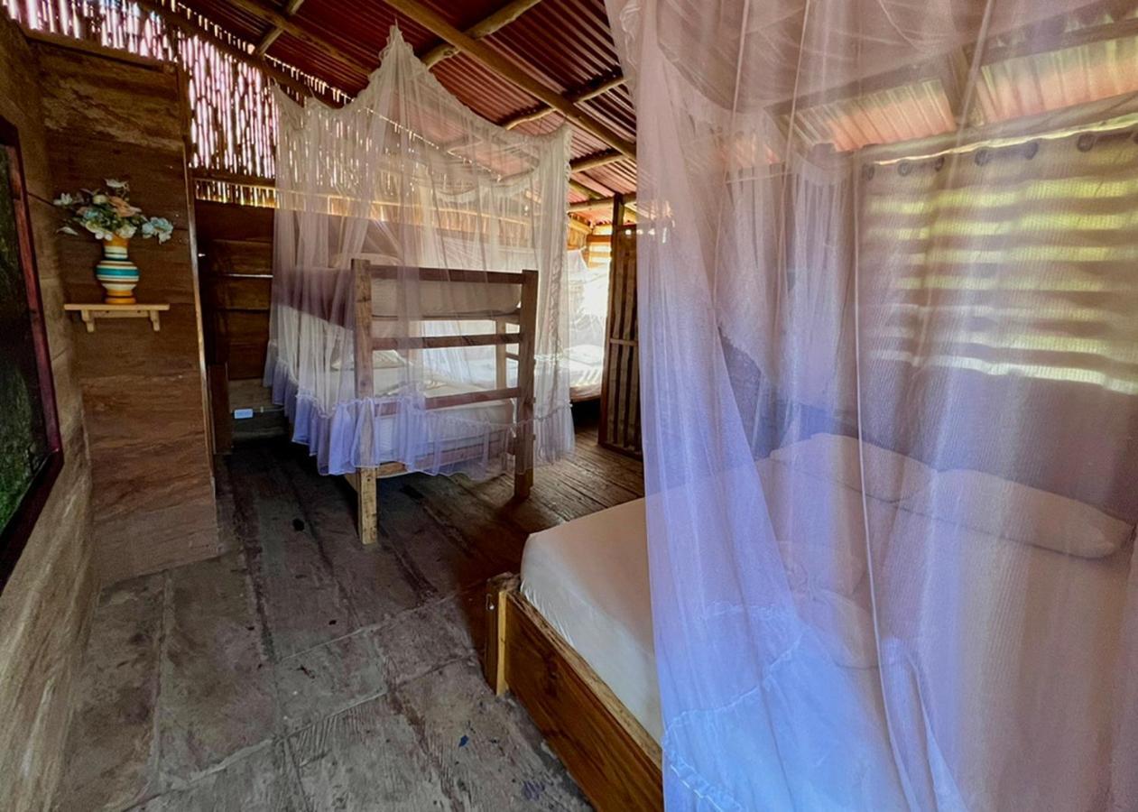 Palmario Hostal Guachaca Buitenkant foto